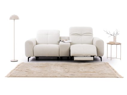 Dvojmiestna pohovka VELVETO SOFA S3 v svetlom čalúnení s relax funkciou a čiernymi nožičkami.