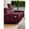 Pohovka TEODOR Sofa 3 – bočný pohľad na sedaciu časť v bordovom čalúnení, viditeľný profil a prešitie.