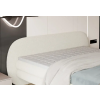 Čalúnená boxspring posteľ - detail rohu a čela - krémový zaoblený dizajn
