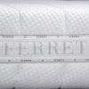 Matrac PILATIS 25 Soft H2 – makro detail štruktúry poťahu a bočnej časti s nápisom Feretti.